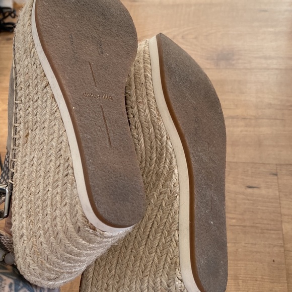 Dolce Vita khaki platform wedges - Picture 2 of 3